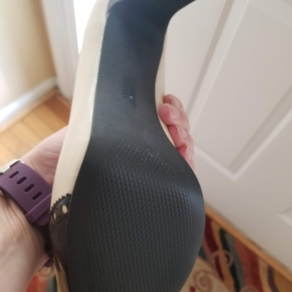 Franco Sarto shoes - never worn - Picture 5 of 7